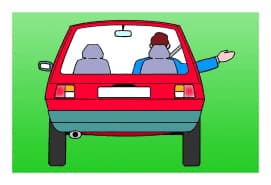 Conducătorul auto intenționează să se desprindă de la margine sau să vireze la dreapta.