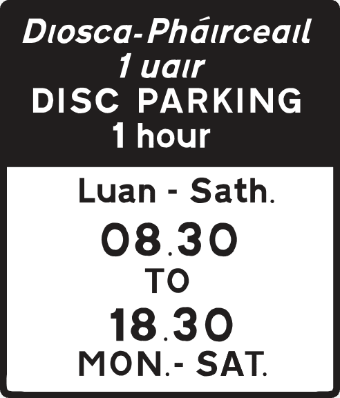 Parcarea cu disc funcționează în intervalul orar afișat.